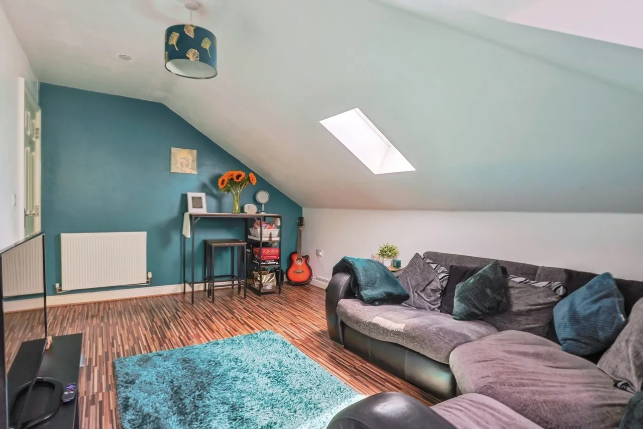 Avon Close, Bournemouth, BH8, photo 8