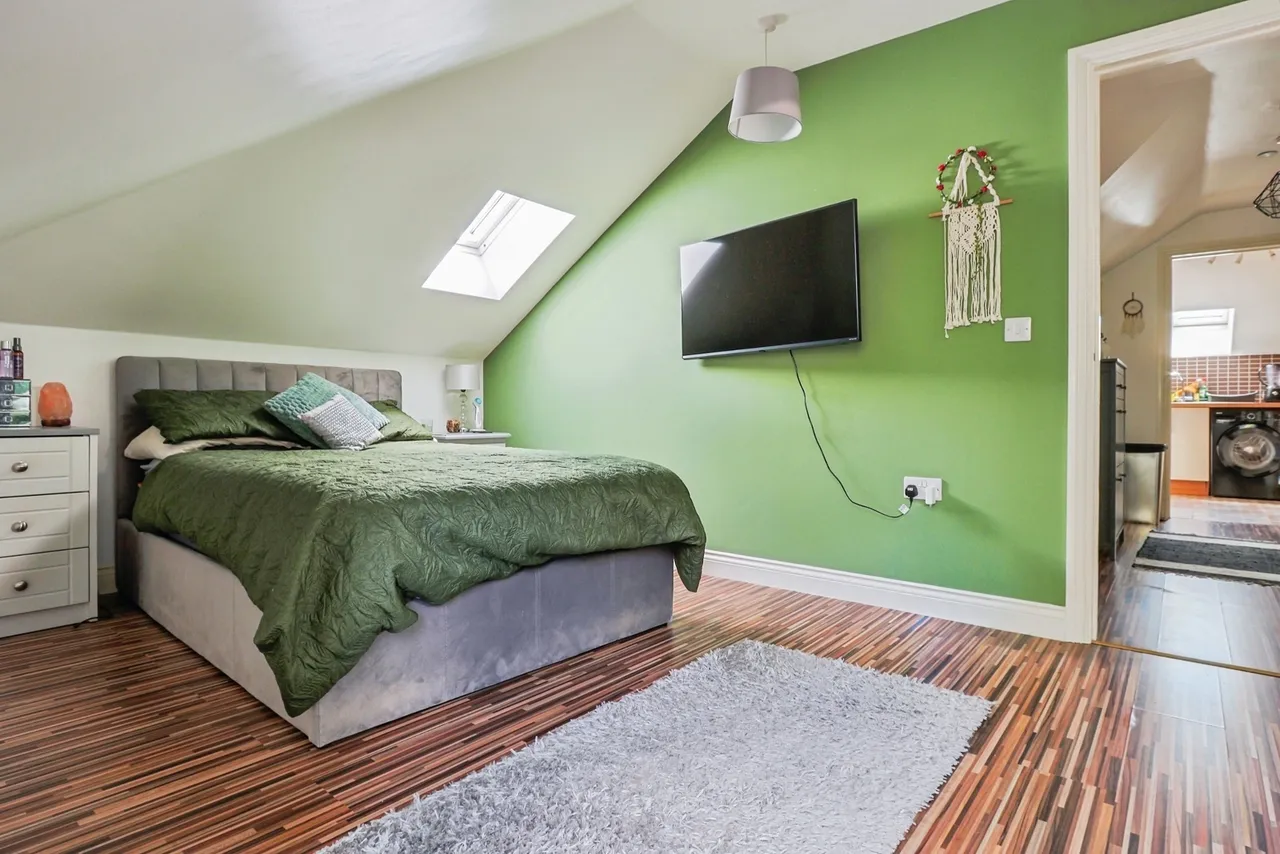 Avon Close, Bournemouth, BH8, photo 4