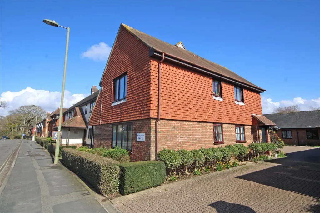 1 bed flat for sale, New Milton, Hampshire