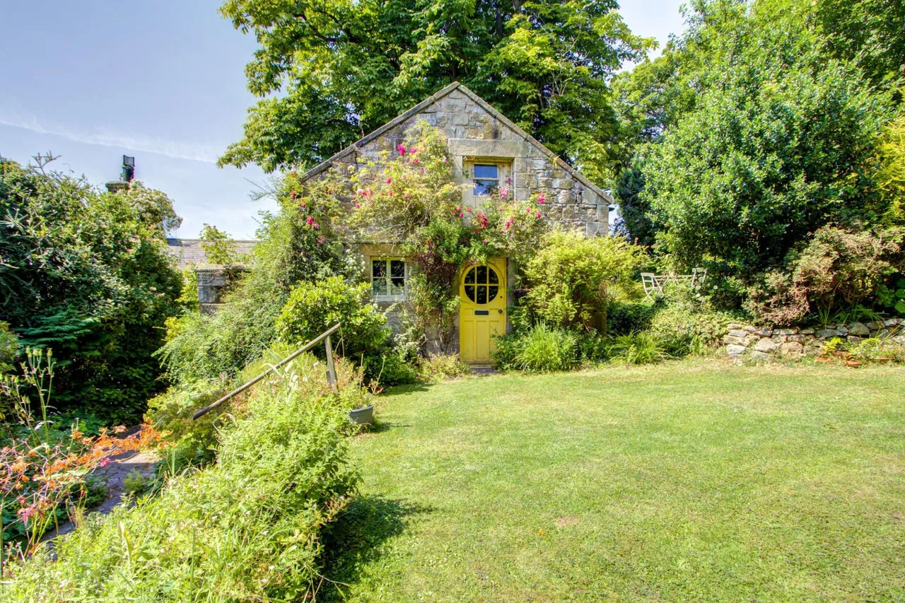 Alnmouth Road, Alnwick, NE66, photo 32
