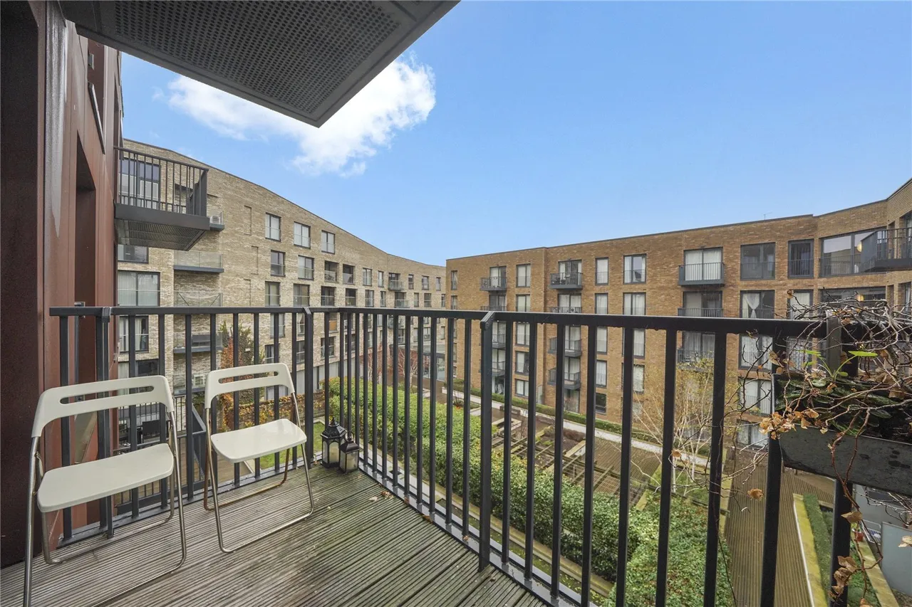 Whiting Way, SE16, photo 3