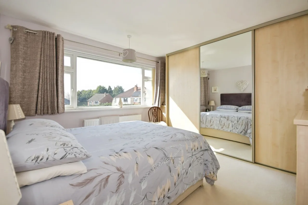 Bateman Close, New Whittington, S43, photo 14