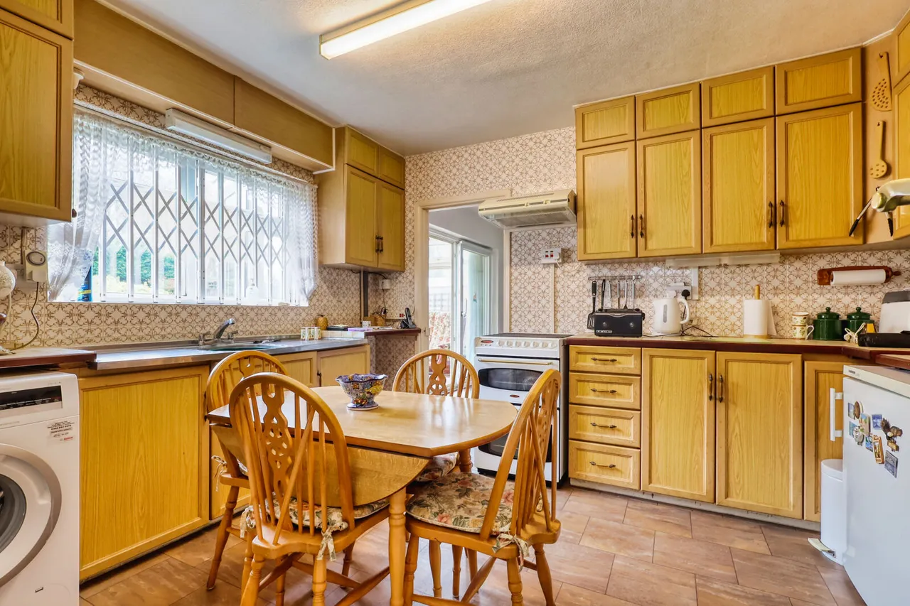 Limmer Lane, High Wycombe, HP12, photo 2