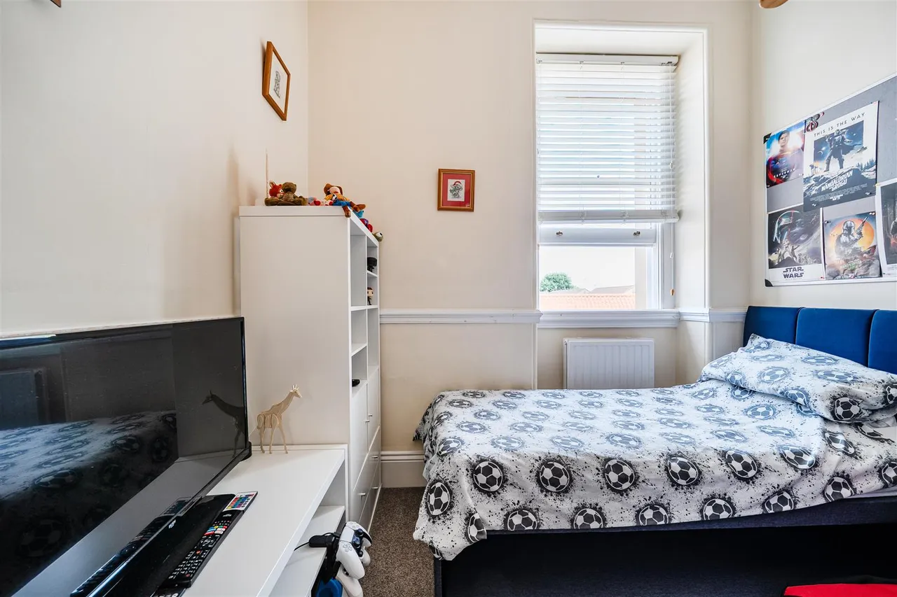 Derriads Lane, Chippenham, SN14, photo 16