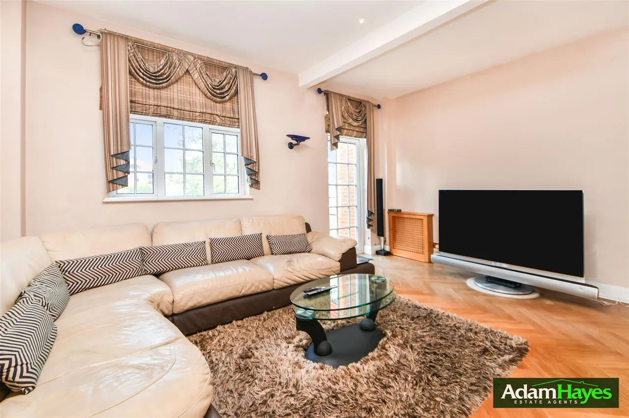 Haslemere Gardens, Finchley, N3, photo 3