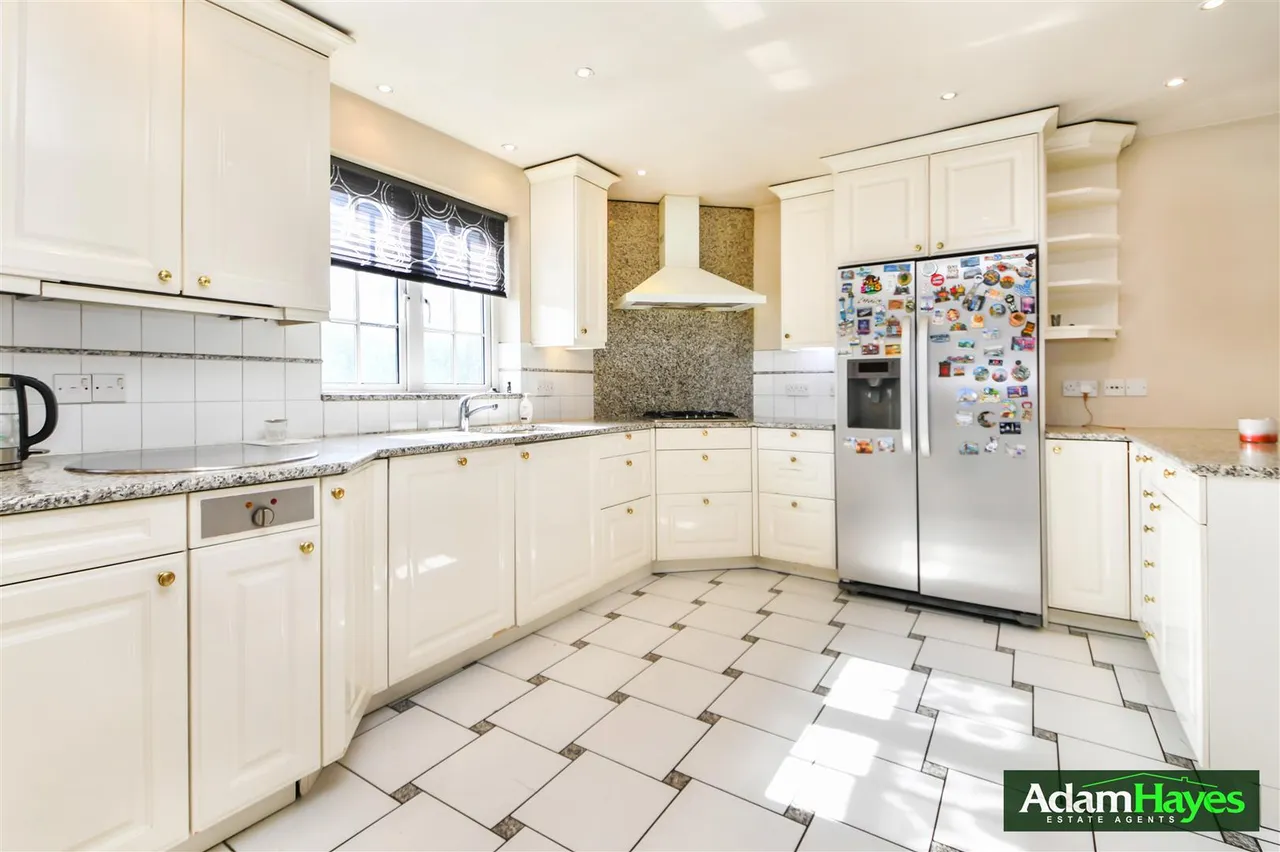 Haslemere Gardens, Finchley, N3, photo 10