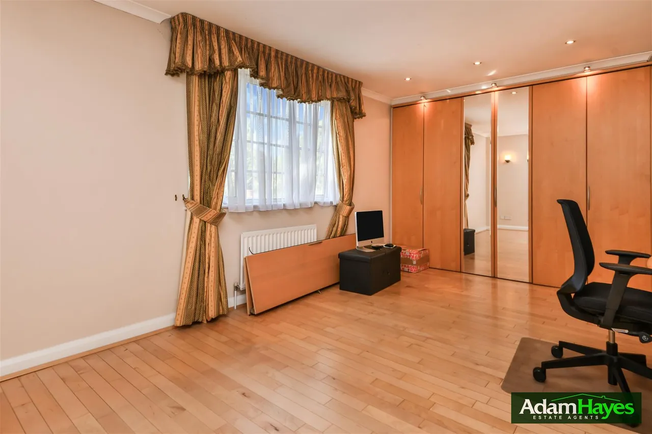 Haslemere Gardens, Finchley, N3, photo 13