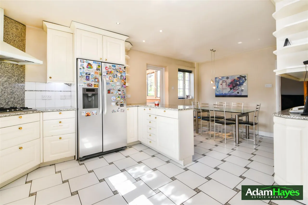Haslemere Gardens, Finchley, N3, photo 11