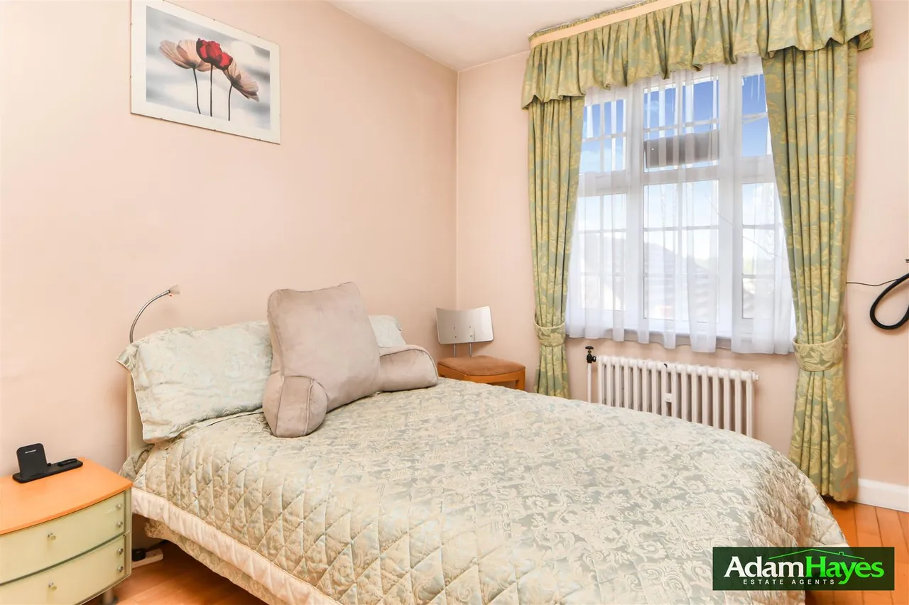 Haslemere Gardens, Finchley, N3, photo 8