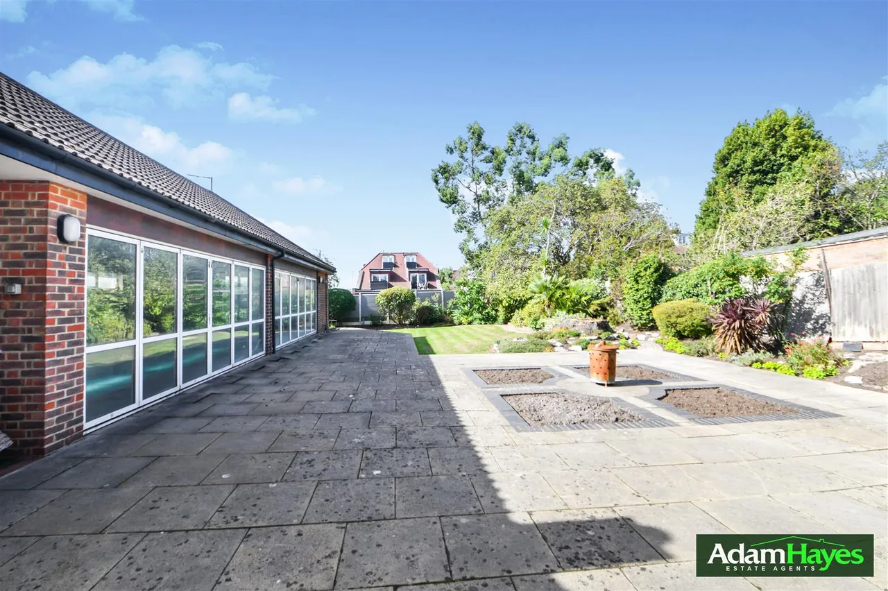 Haslemere Gardens, Finchley, N3, photo 20