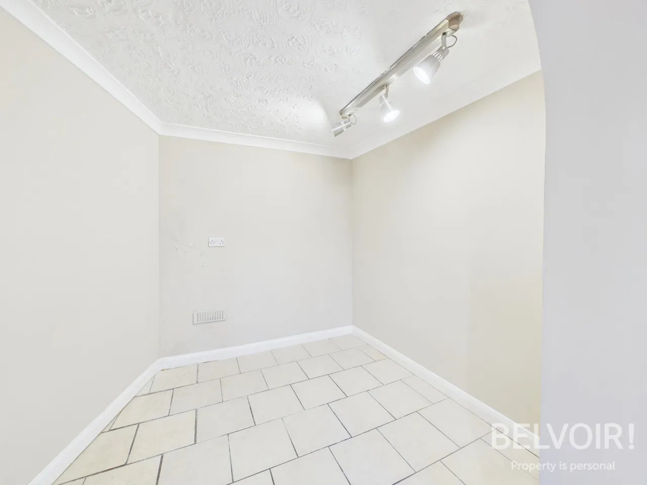 High Street, Tean, ST10, photo 6