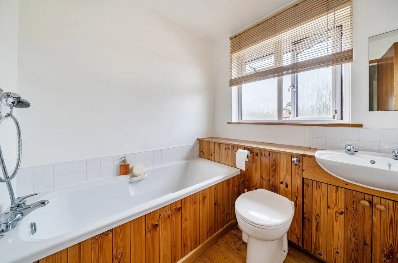 Tamar Way, Wokingham, RG41, photo 24