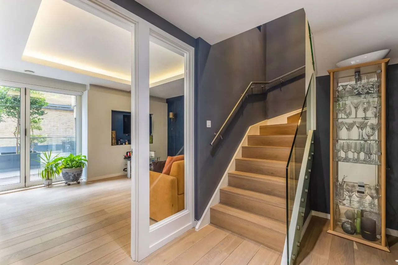 Farm Lane, Fulham, London, SW6 1QA, photo 7