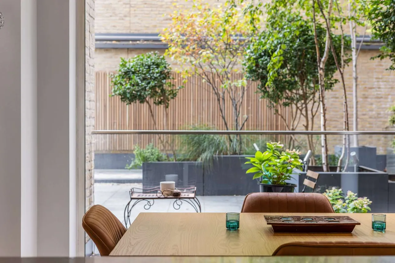 Farm Lane, Fulham, London, SW6 1QA, photo 5