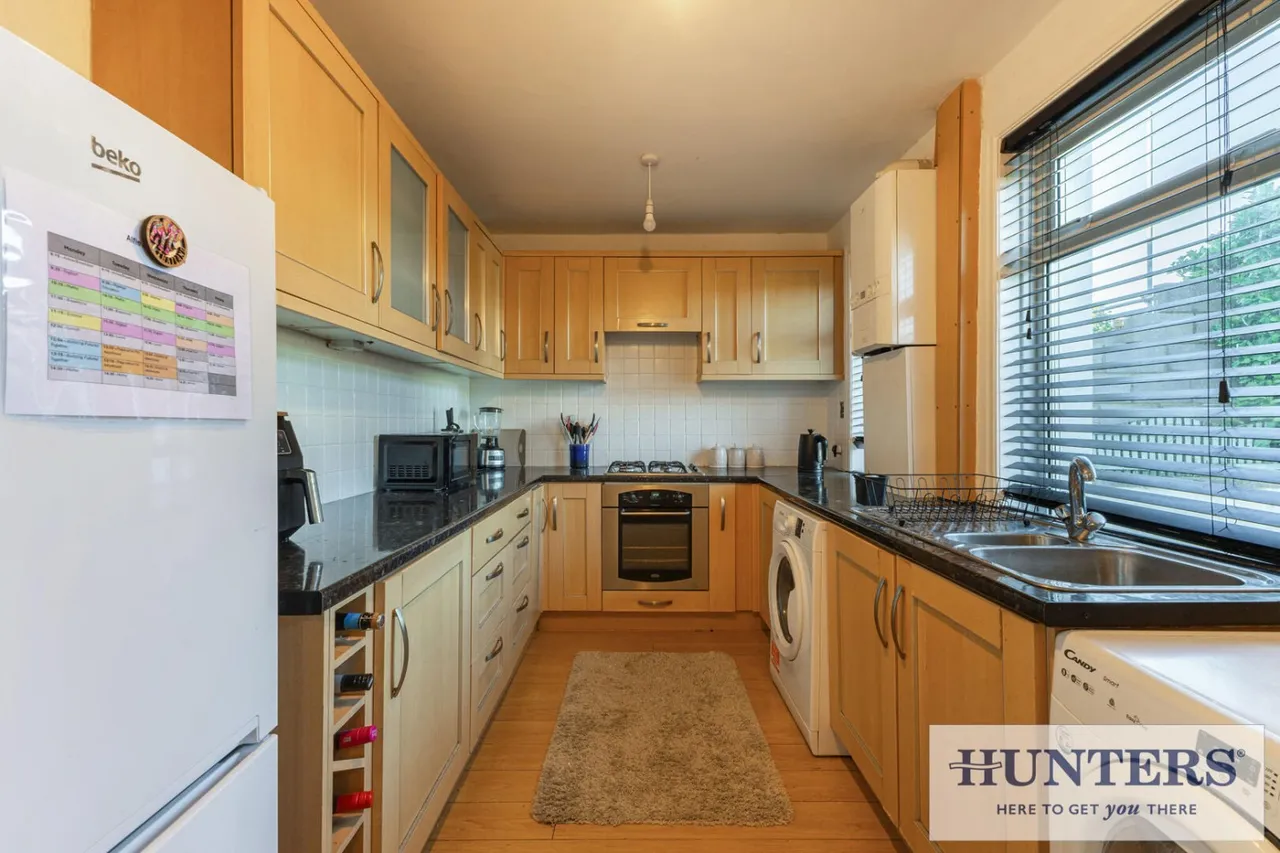 Westfield Avenue, Yeadon, LS19, photo 4