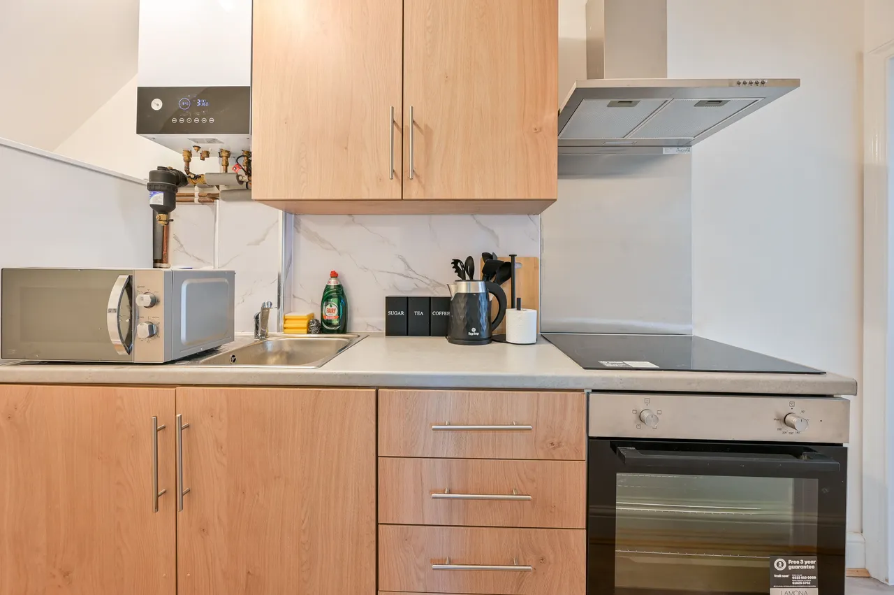 Flat A, 67 Lant Street, London, photo 6