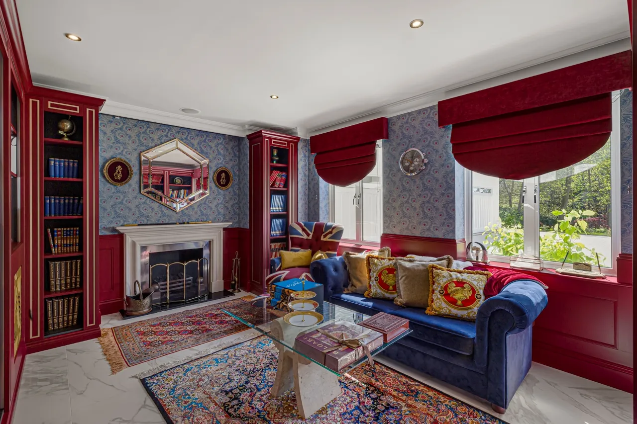 Shai Mansion, Byfleet Road, Cobham, Surrey, photo 12