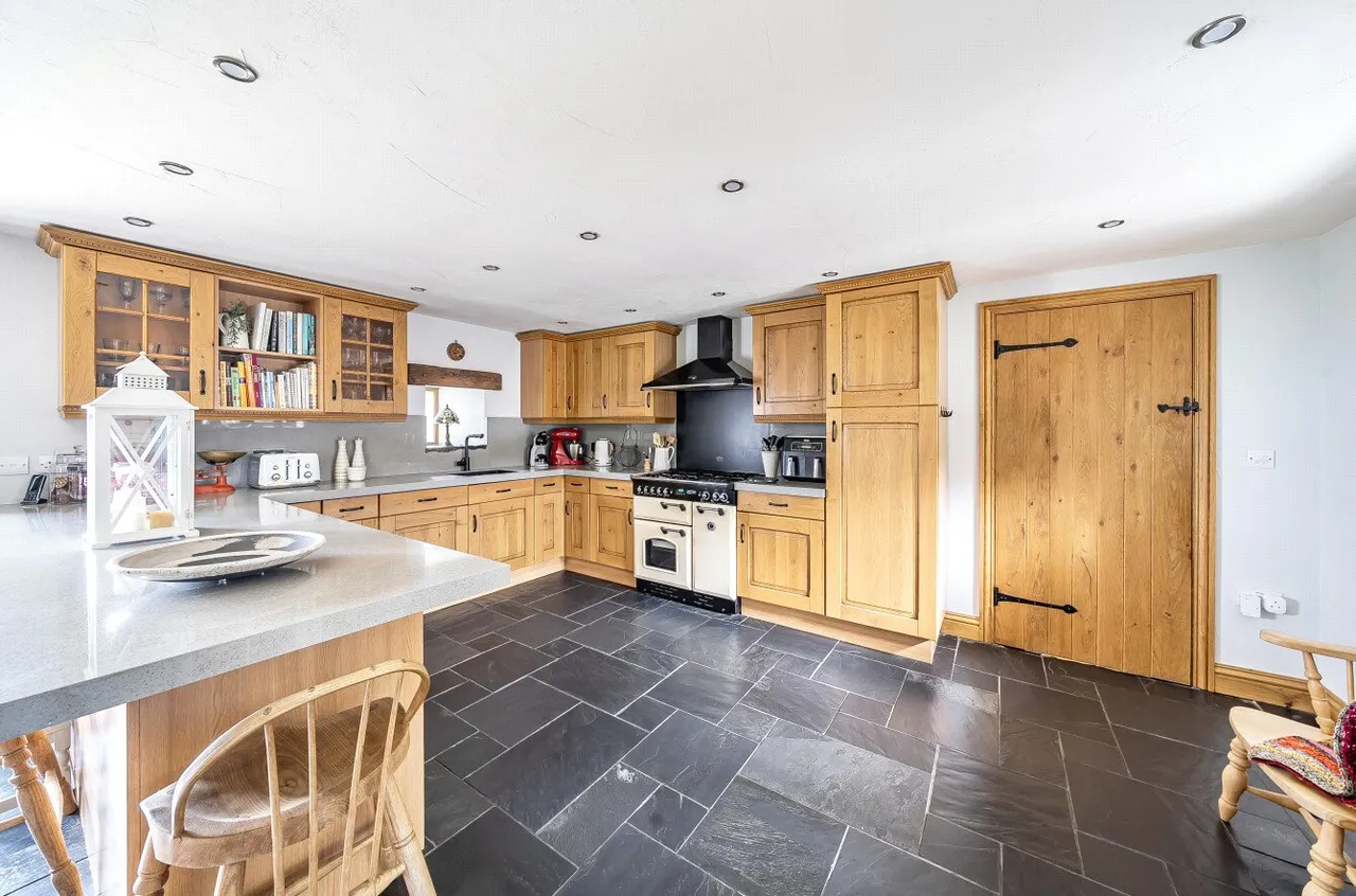 Hundred House, Llandrindod Wells, Powys, LD1 5RR, photo 6