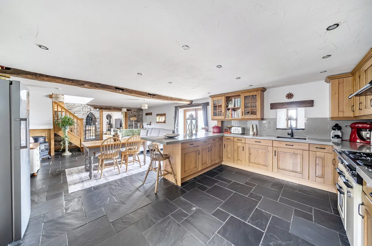 Hundred House, Llandrindod Wells, Powys, LD1 5RR, photo 5