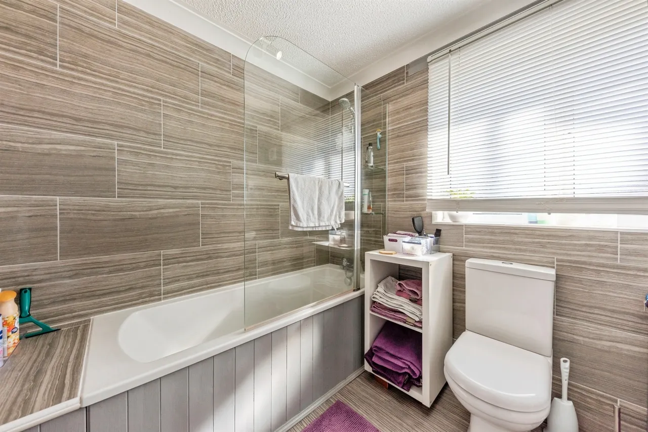 Hawthorn Drive, Sleaford, NG34, photo 17