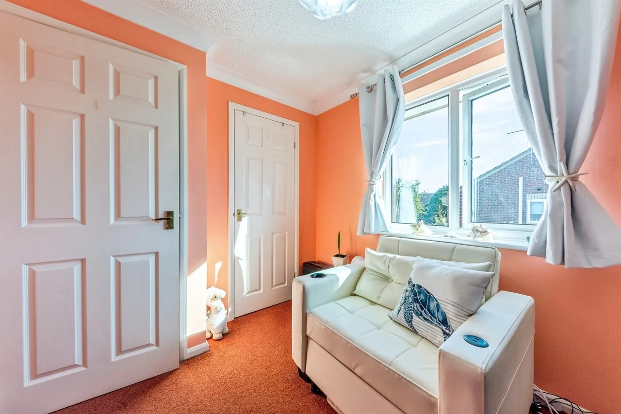 Hawthorn Drive, Sleaford, NG34, photo 12