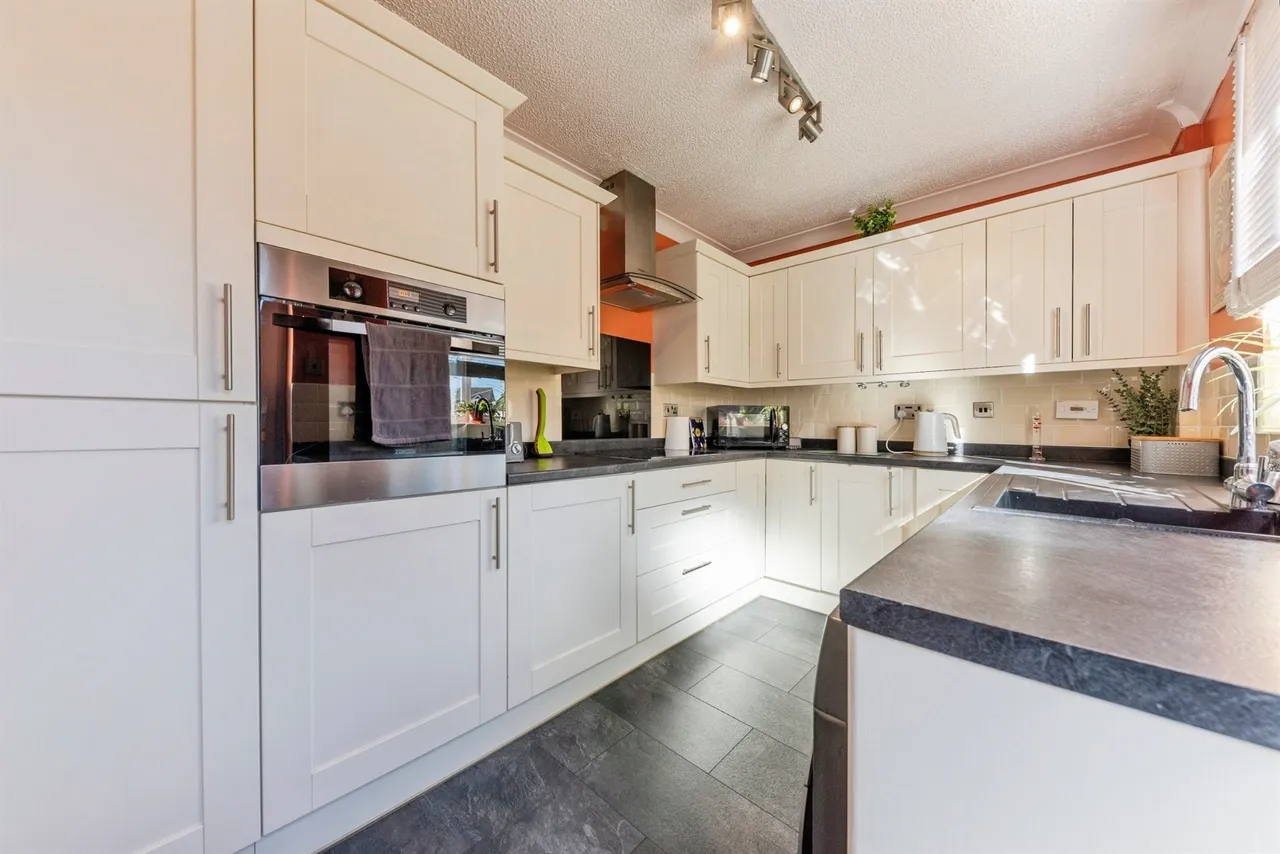 Hawthorn Drive, Sleaford, NG34, photo 7