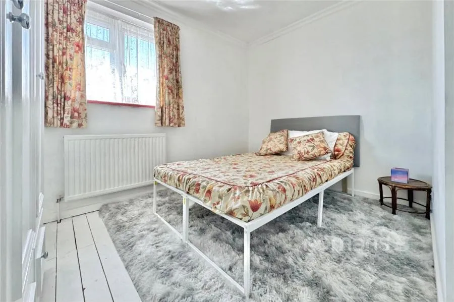 May Close, Owlsmoor, GU47, photo 7