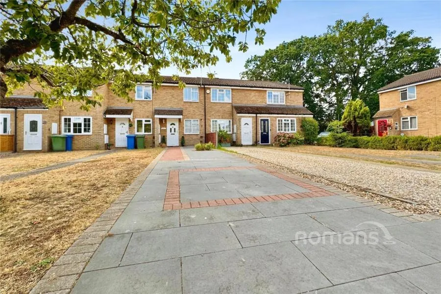 May Close, Owlsmoor, GU47, photo 13