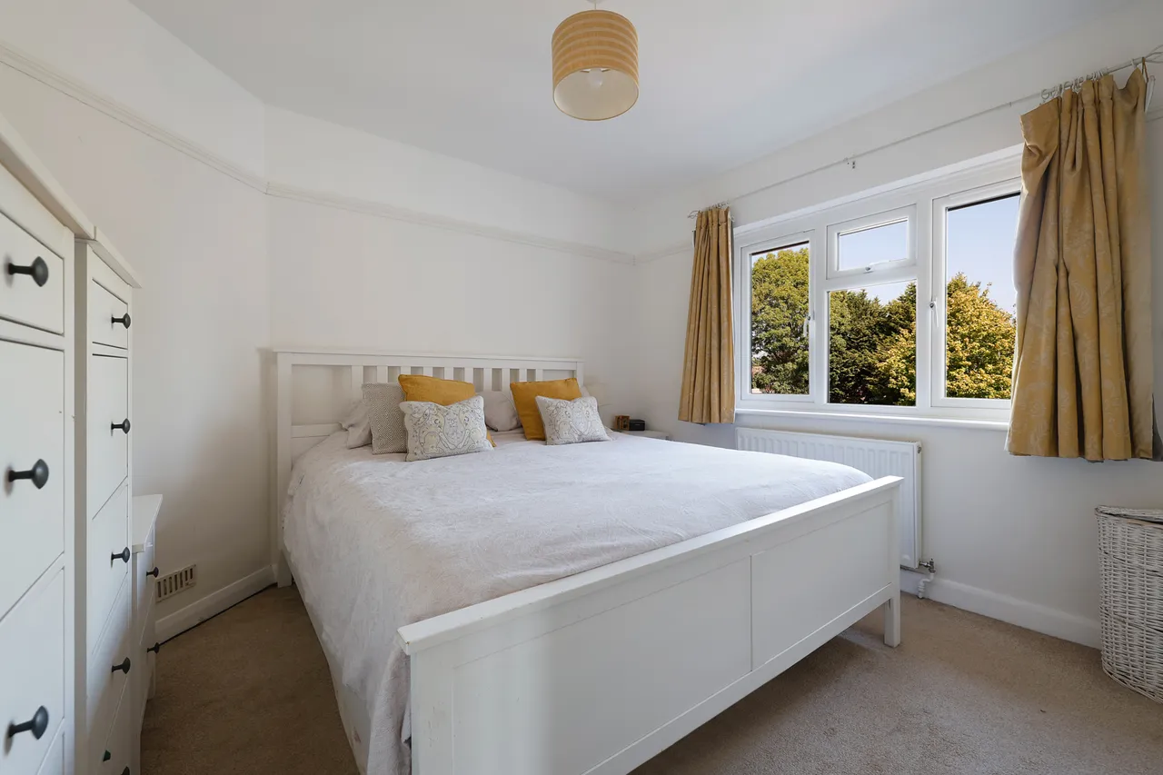 Balcombe Road, Horley, RH6, photo 15