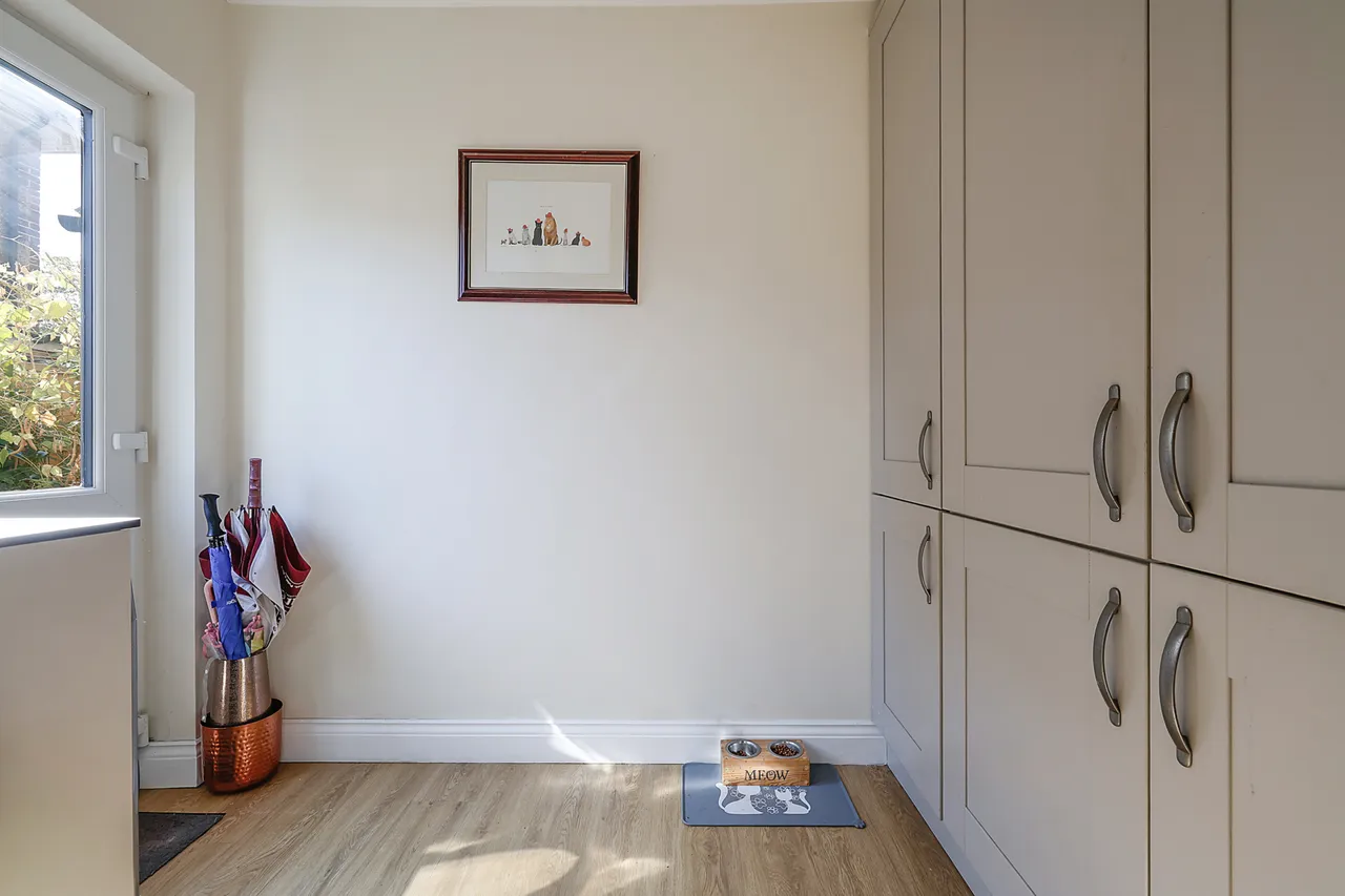 Balcombe Road, Horley, RH6, photo 17