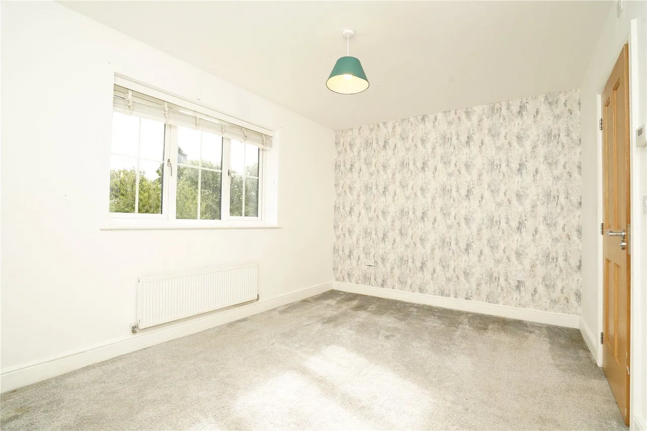 Imperial Close, Wakefield, WF2, photo 5