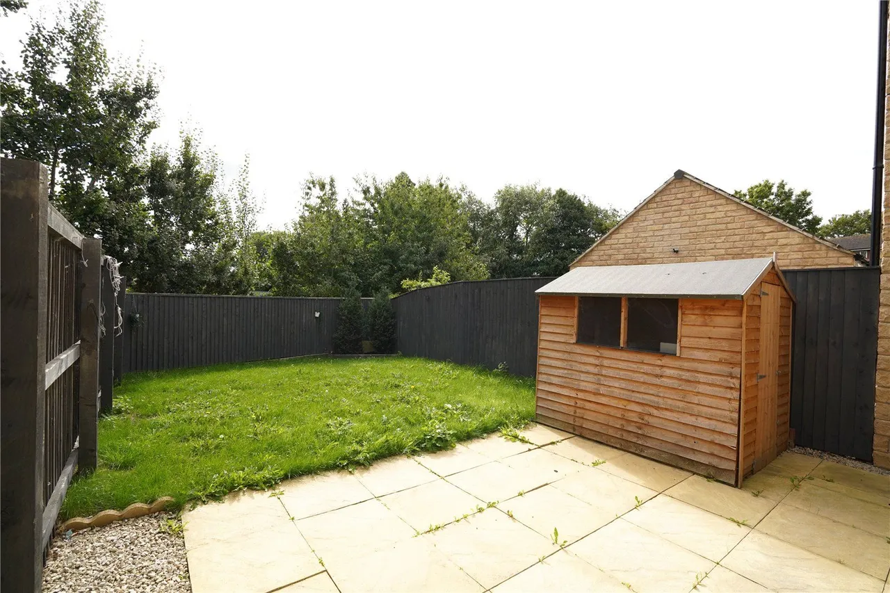 Imperial Close, Wakefield, WF2, photo 9
