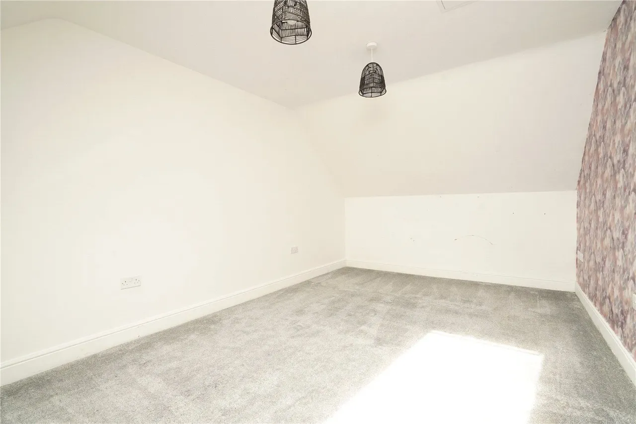 Imperial Close, Wakefield, WF2, photo 8