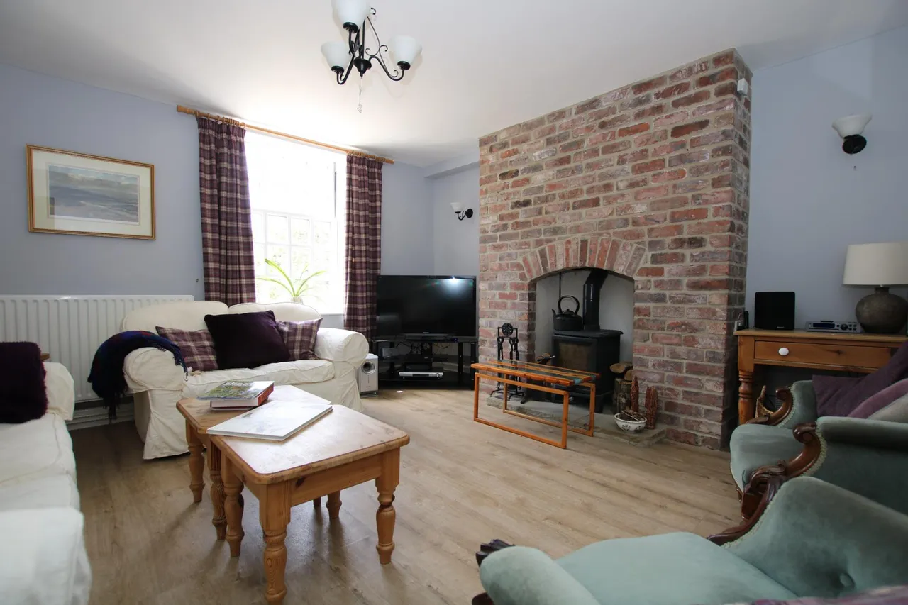 High Street, Reepham, LN3, photo 6