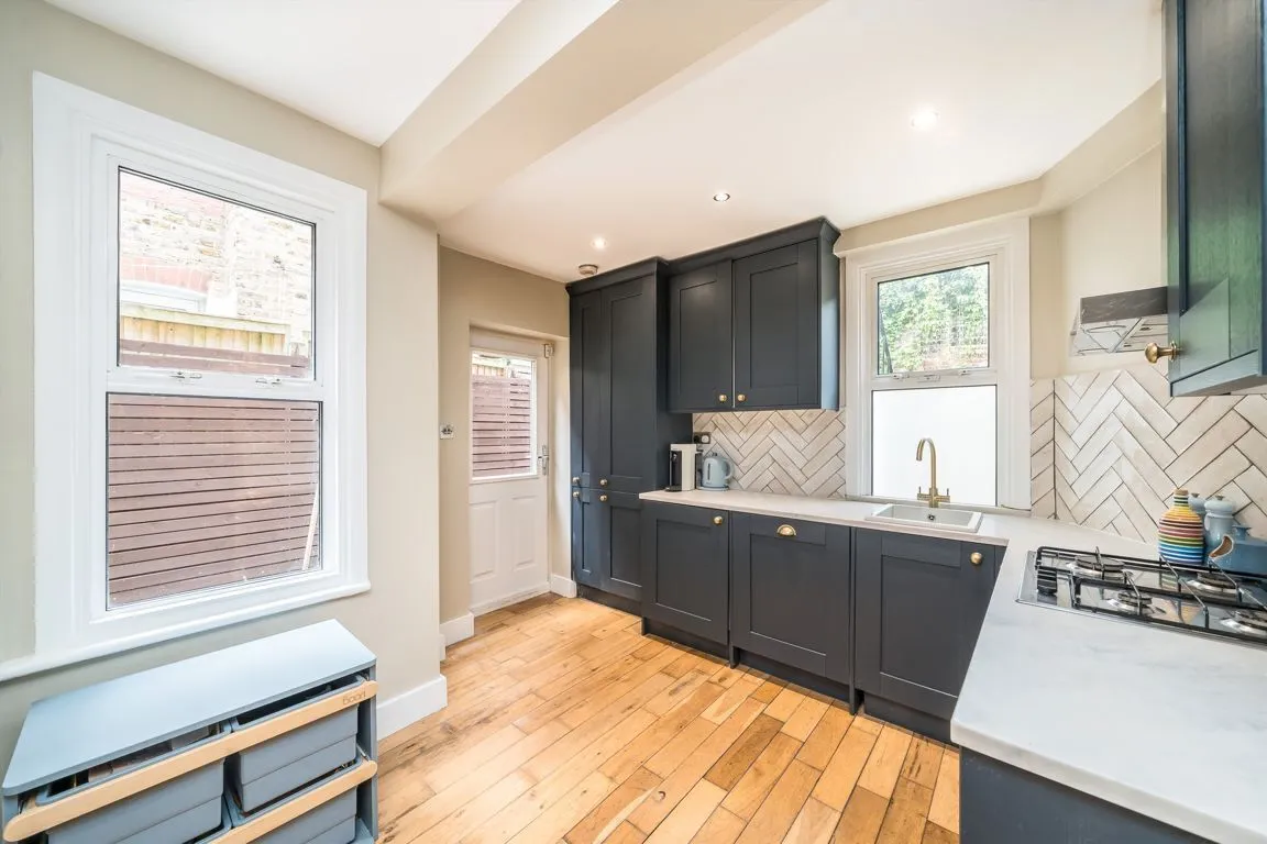 Sternhold Avenue, SW2, photo 4