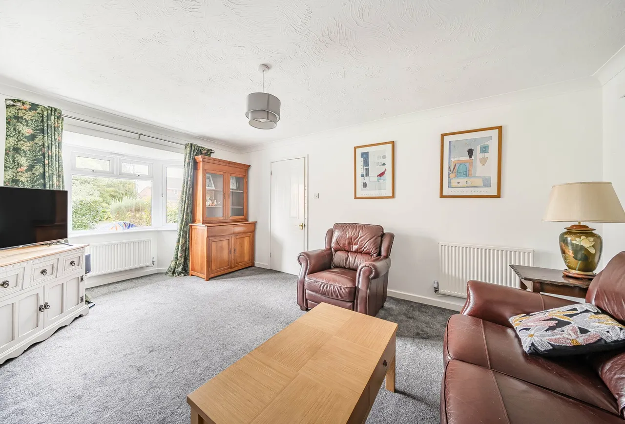 Naishes Avenue, Somerset, Peasedown St. John, BA2 8TW, photo 4