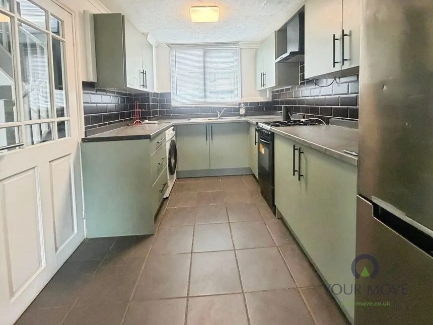 Eastfield Road, Tipton, West Midlands, DY4, photo 4