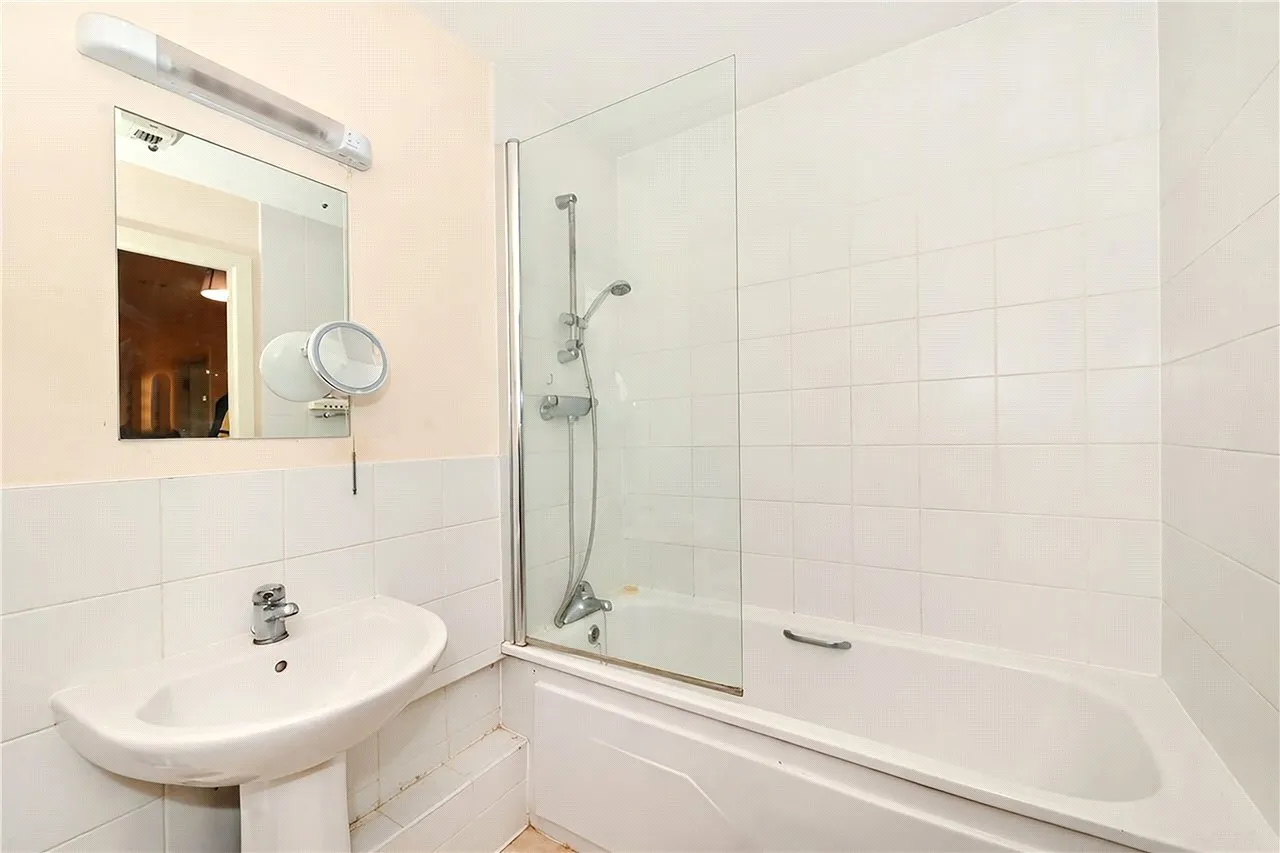 Leven Road, London, E14, photo 11