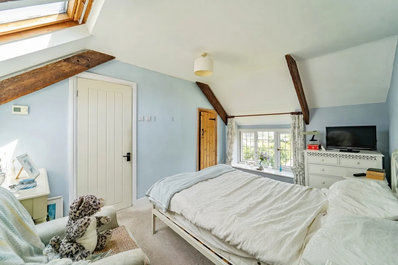 Holloway Hill, Penally, SA70, photo 12