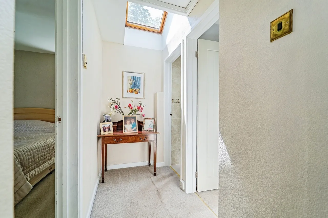 Holloway Hill, Penally, SA70, photo 10