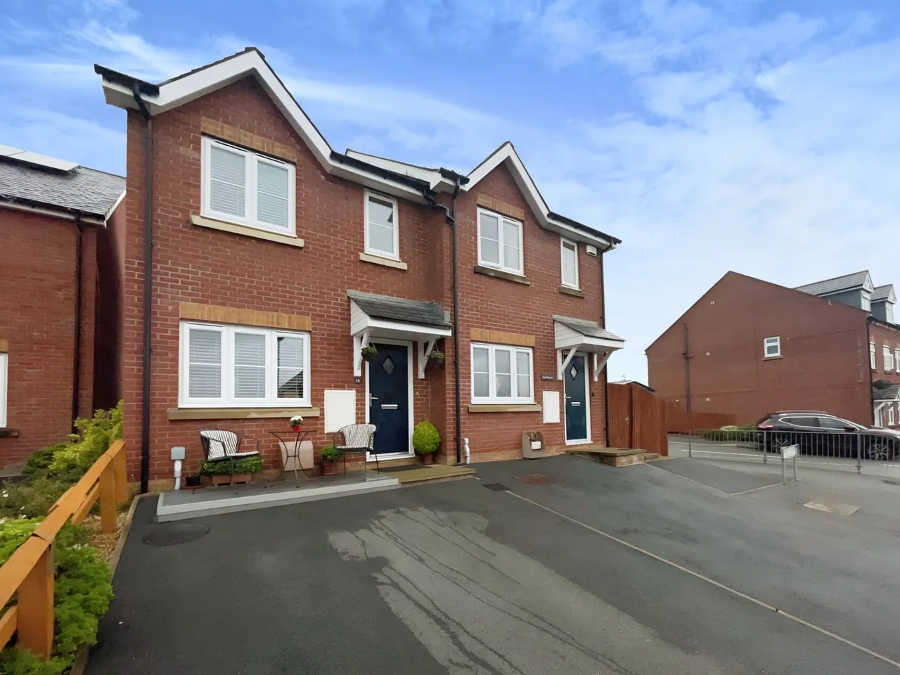 Gwel Y Llan, Caernarfon, LL55, photo 2