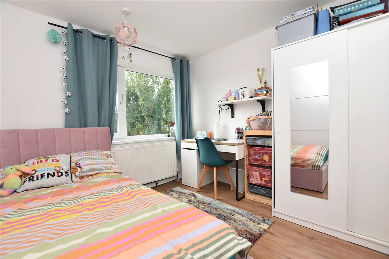 Margaret Close, Morley, LS27, photo 6