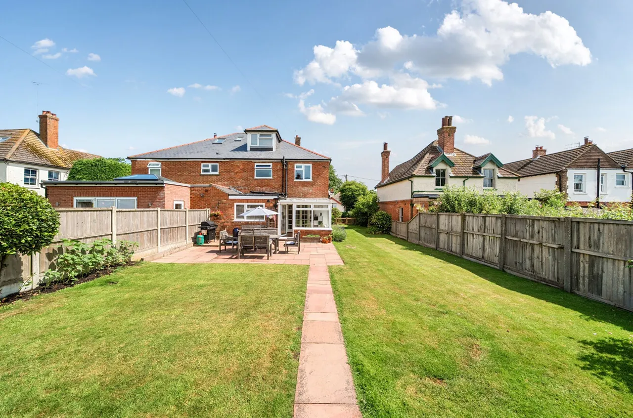 Canterbury Road, Lyminge, CT18, photo 4