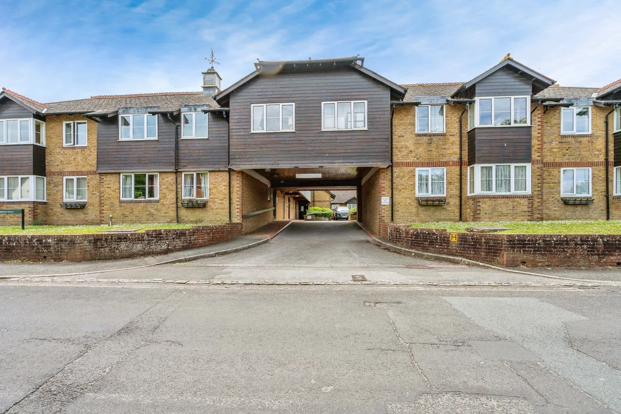 1 bed flat for sale, Nyetimber Lane, Bognor Regis, PO21