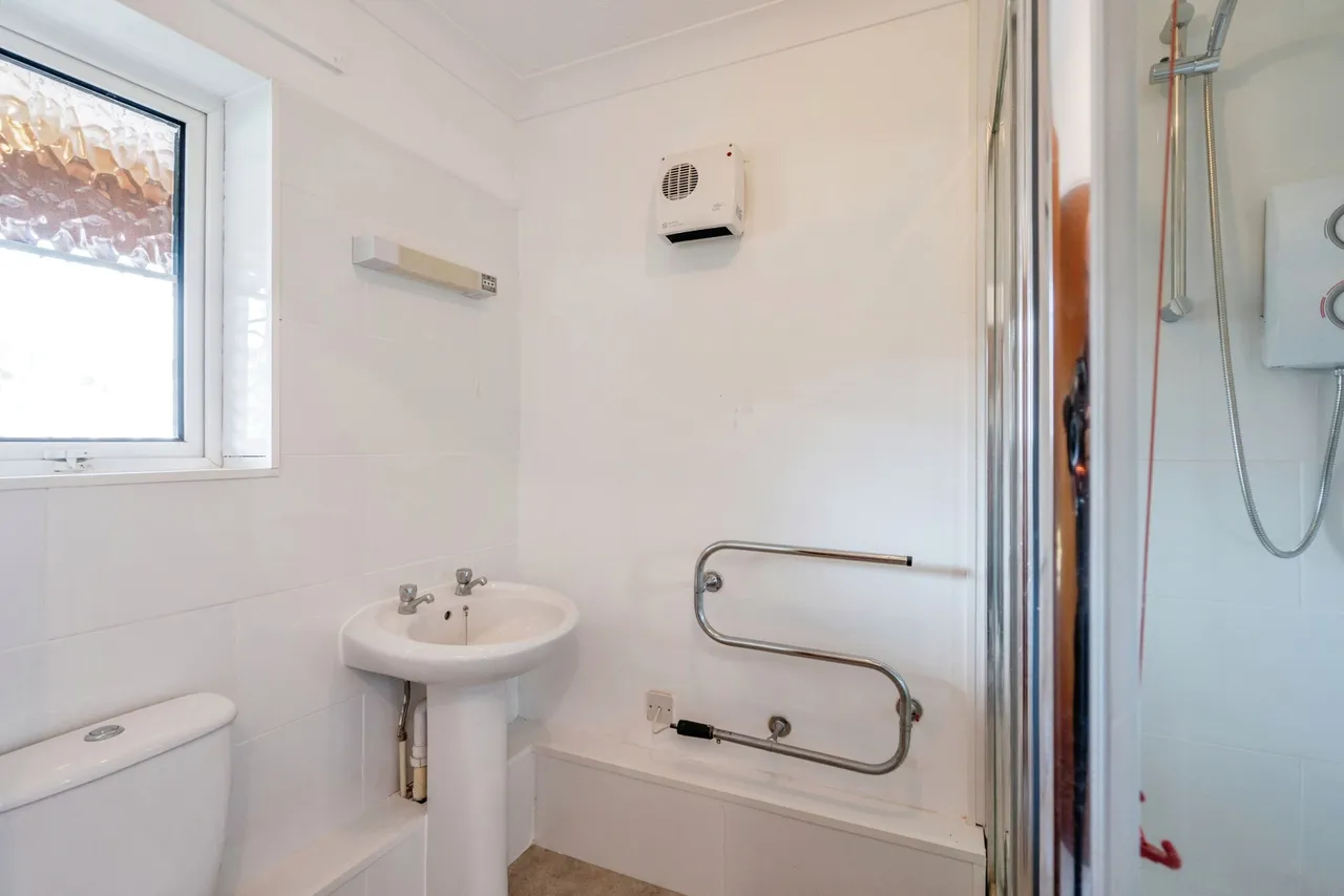 Nyetimber Lane, Bognor Regis, PO21, photo 9