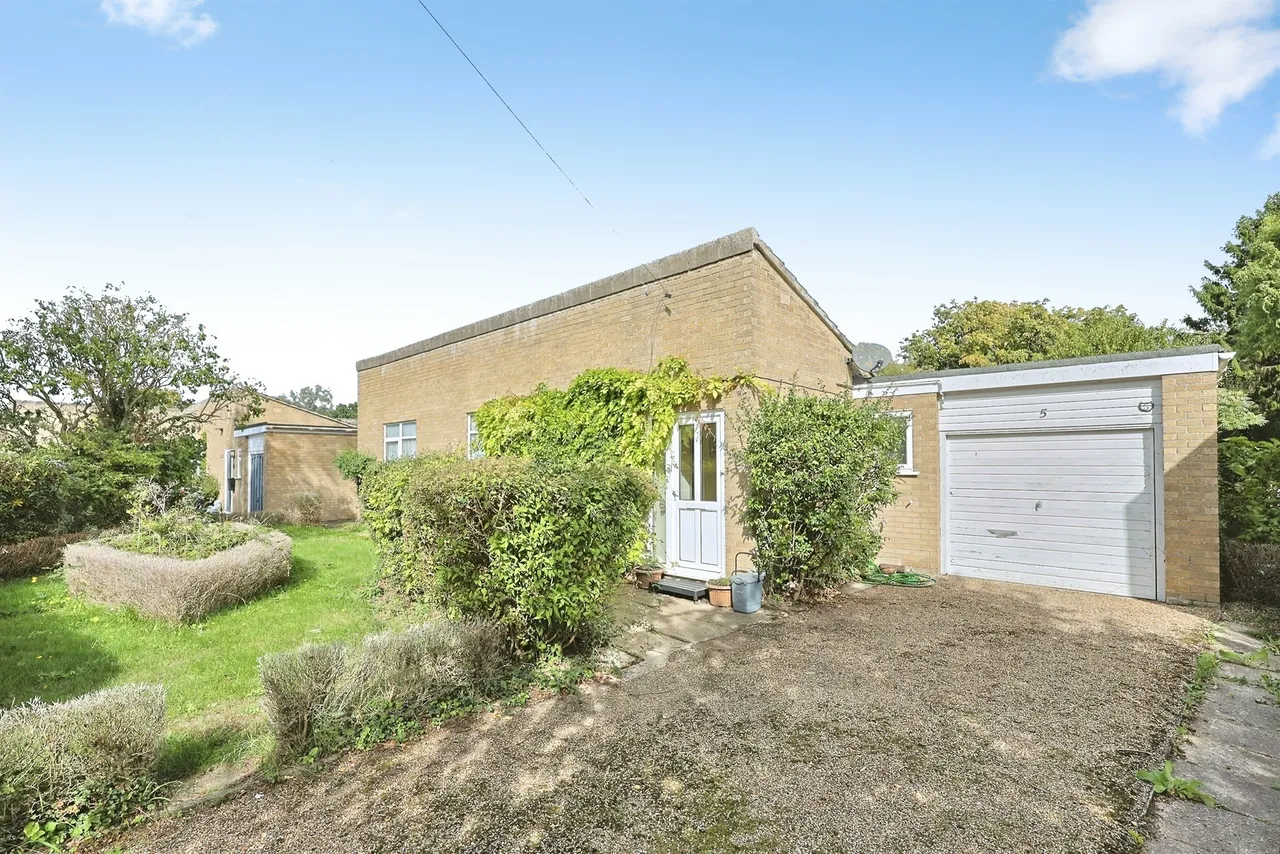 4 bed house for sale, Warrens Way, Tacolneston, NR16