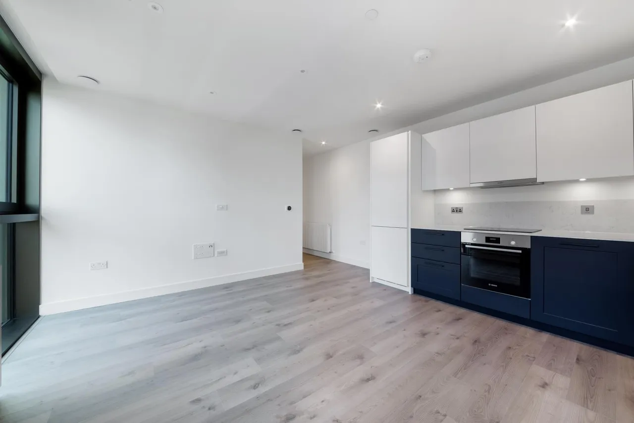 Menara Point, Twelve Trees Park, E16, photo 9