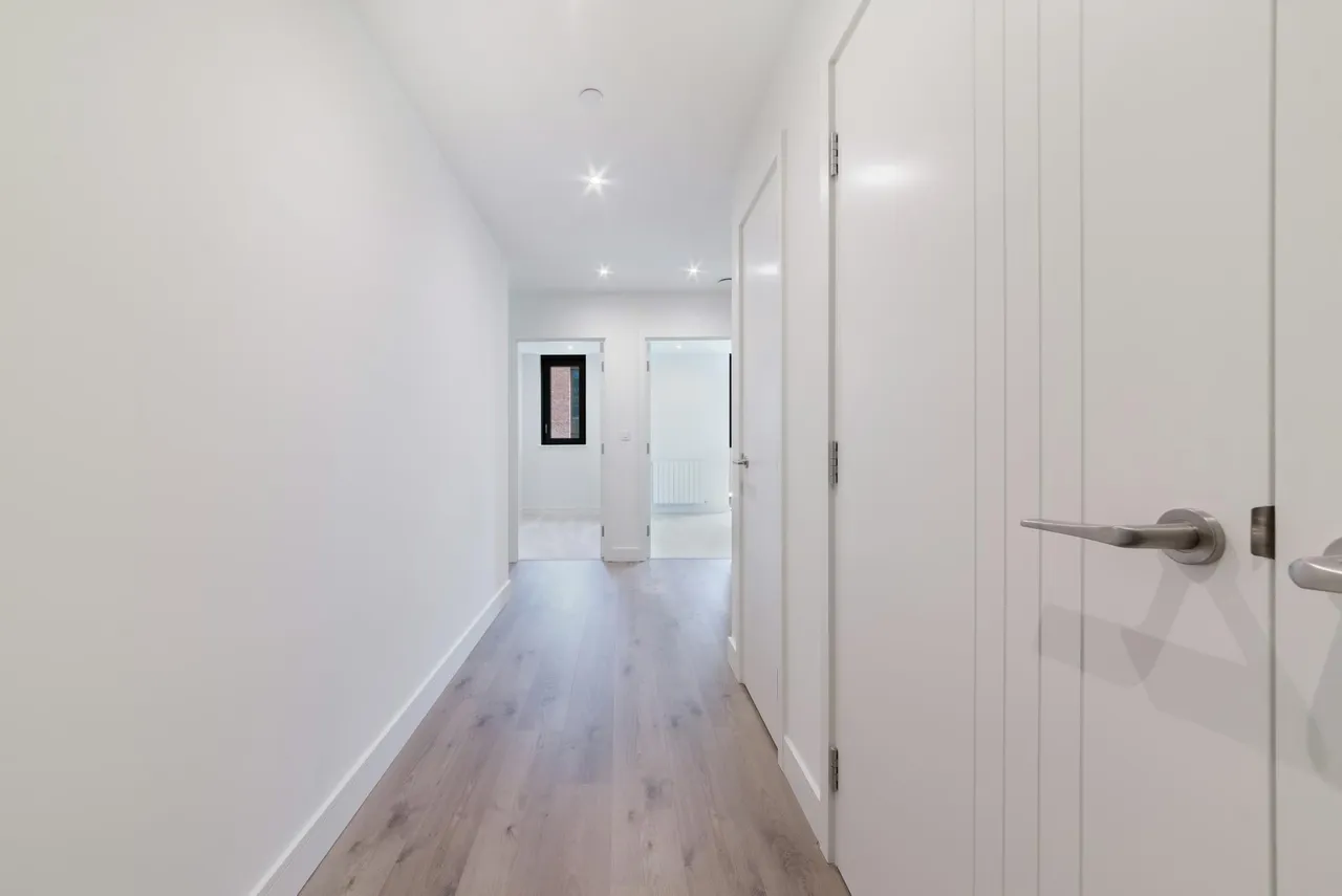 Menara Point, Twelve Trees Park, E16, photo 10