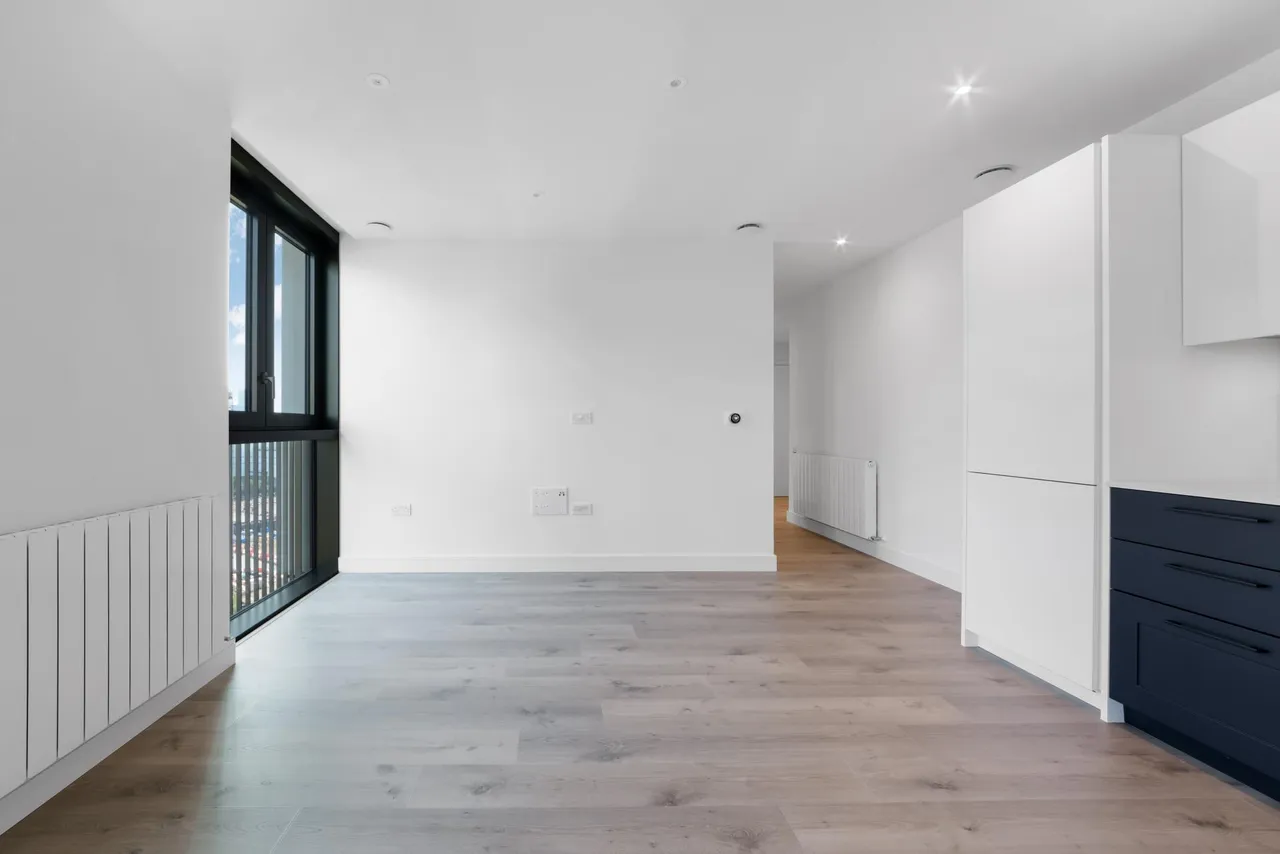 Menara Point, Twelve Trees Park, E16, photo 3