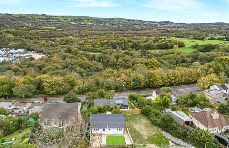 Bwllfa Road, Ynystawe, SA6, photo 6
